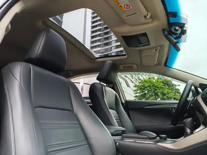Lexus NX 2015 200t AWD Sport Edition — миниатюра 24