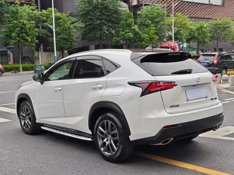 Lexus NX 2015 200t AWD Sport Edition — миниатюра 4