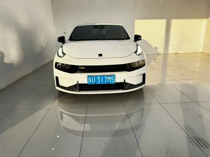 Lynk & Co 03 2019 1.5TD DCT Pro Edition — миниатюра 2