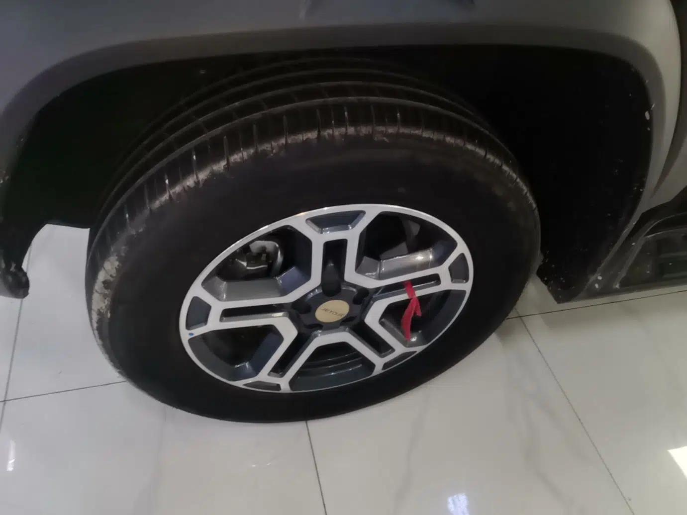 JETOUR Traveler 2025 1.5TD DCT Two-Wheel Drive Exploration+ — миниатюра 10