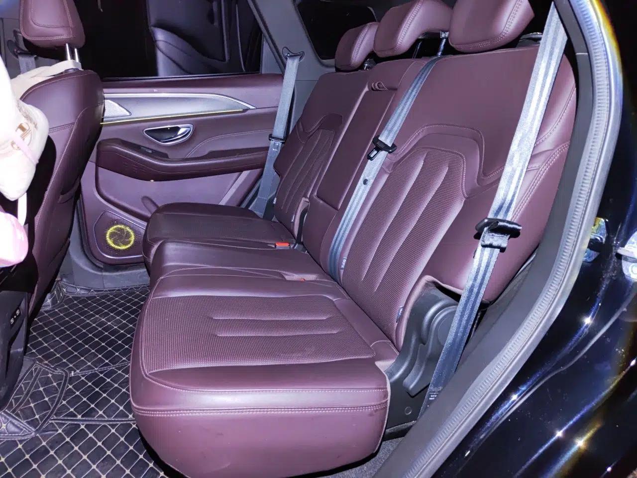 JETOUR X90 2023 Zilong 2.0T DCT Changsheng Edition 7-Seater — миниатюра 17