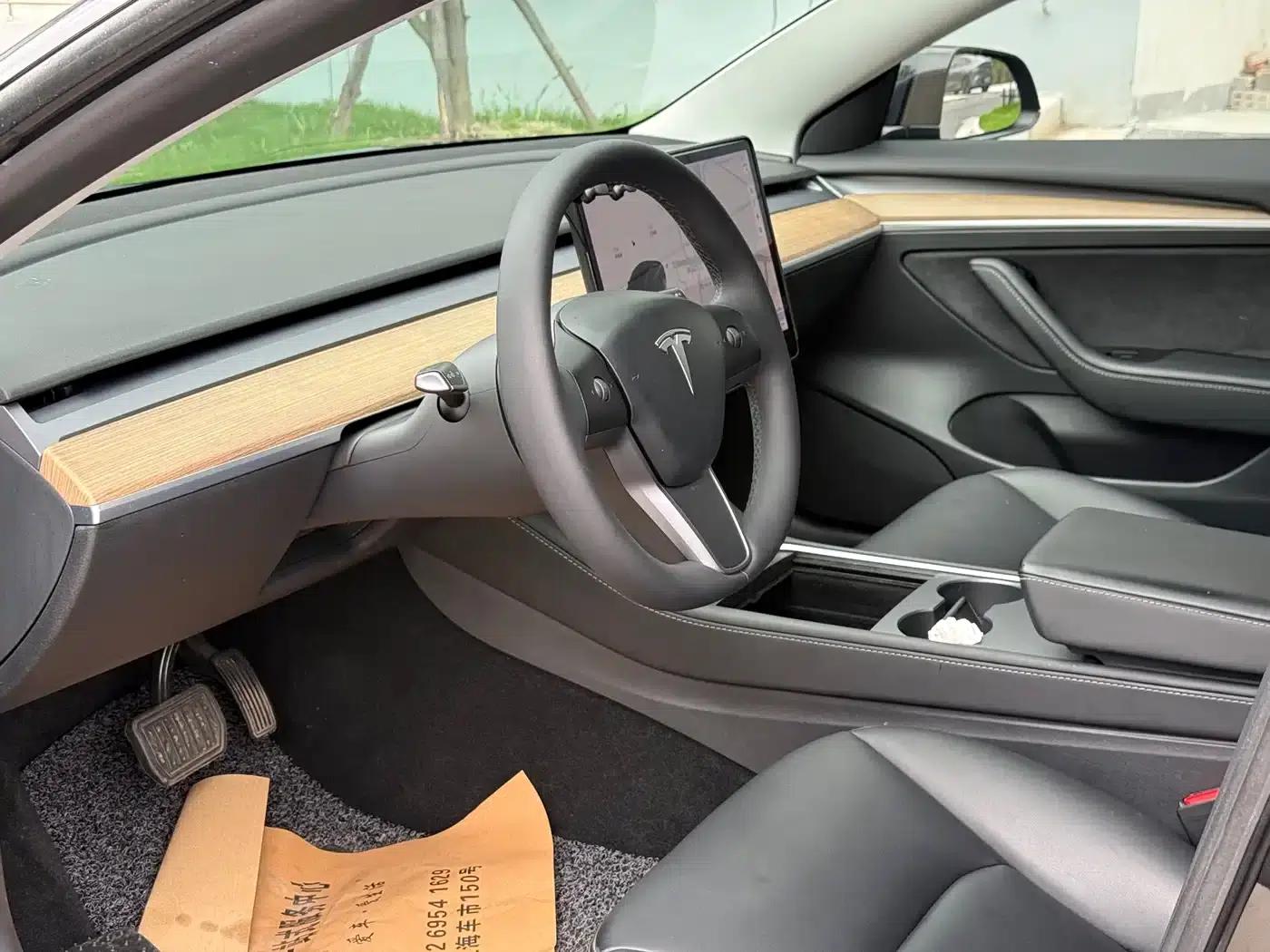 Model 3 2021 Standard Range Rear-Wheel Drive Upgrade — миниатюра 2