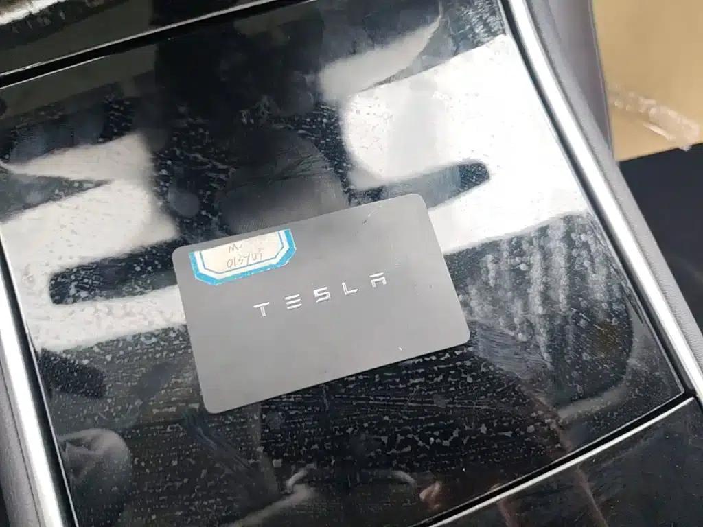 Model 3 2019 Standard Range Rear-Wheel Drive Upgrade — миниатюра 9