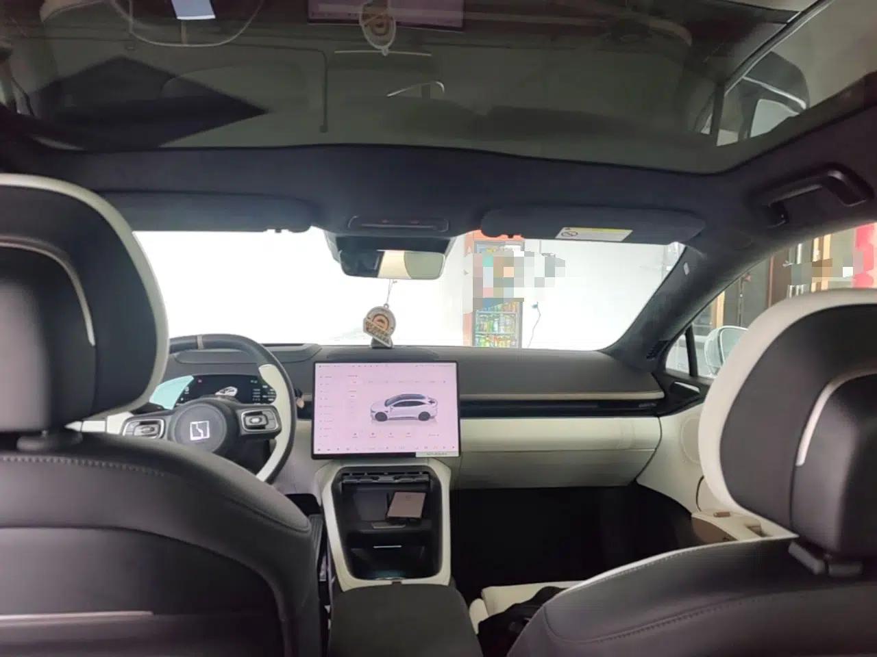 Zeekr 007GT 2025 Four-Wheel Drive Intelligent Driving Version 75 kWh — миниатюра 26