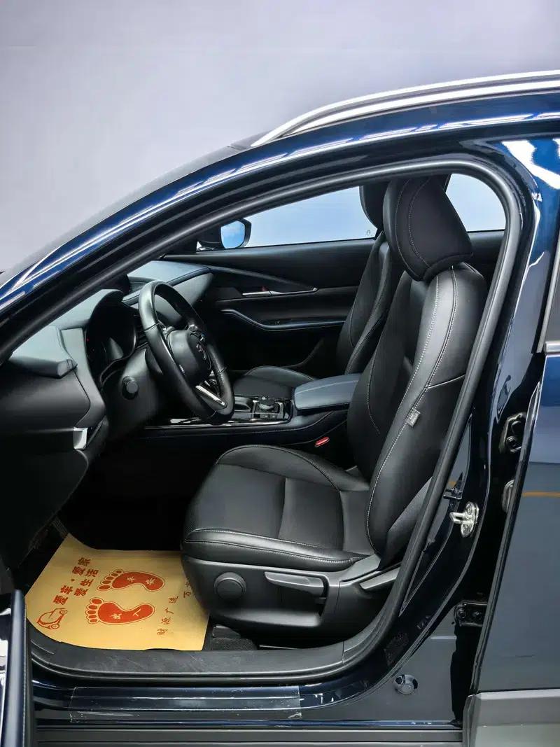 Mazda CX-30 2022 2.0L Automatic Elegance Edition — миниатюра 20