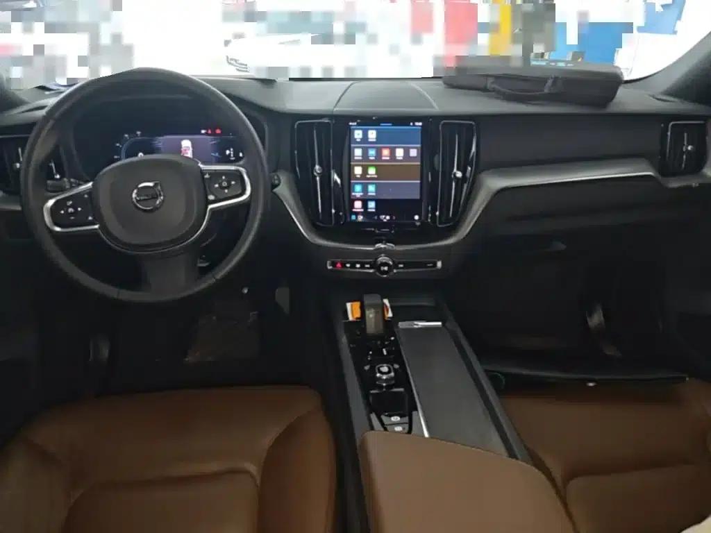 2024 Volvo XC60 B5 AWD Inscription Luxury Edition — миниатюра 10