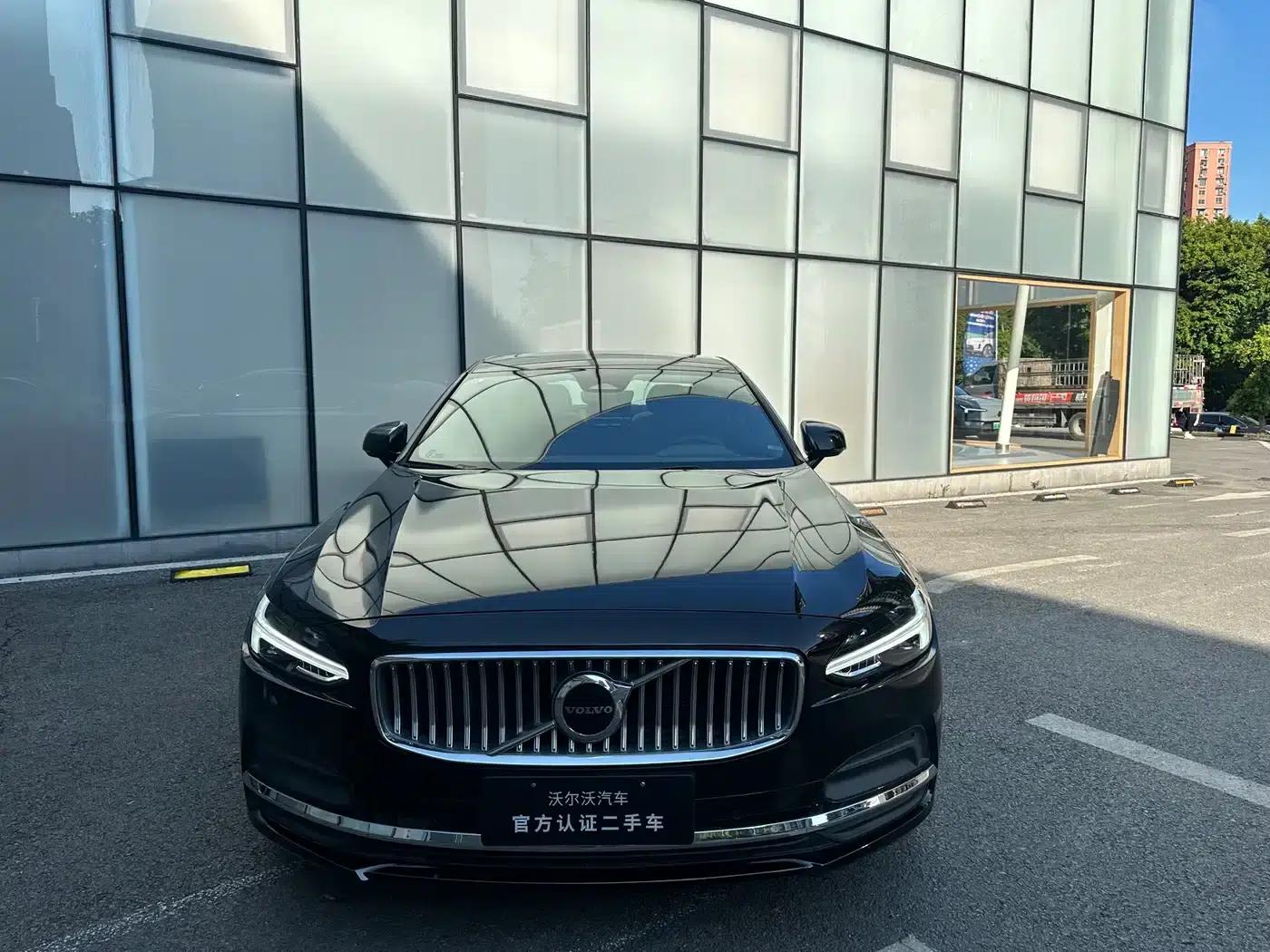2024 Volvo S90 B5 Smart Luxury Edition — миниатюра 3