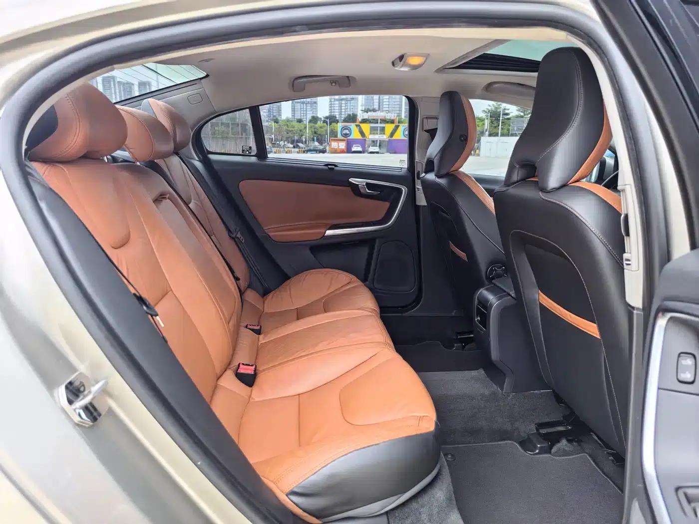2015 Volvo S60 S60L T5 Smart Edition — миниатюра 14
