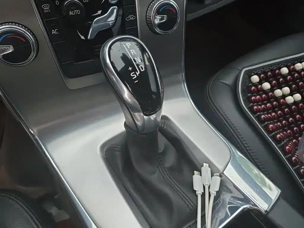 2019 Volvo S60 S60L Facelift T5 Smart Advanced Edition — миниатюра 11
