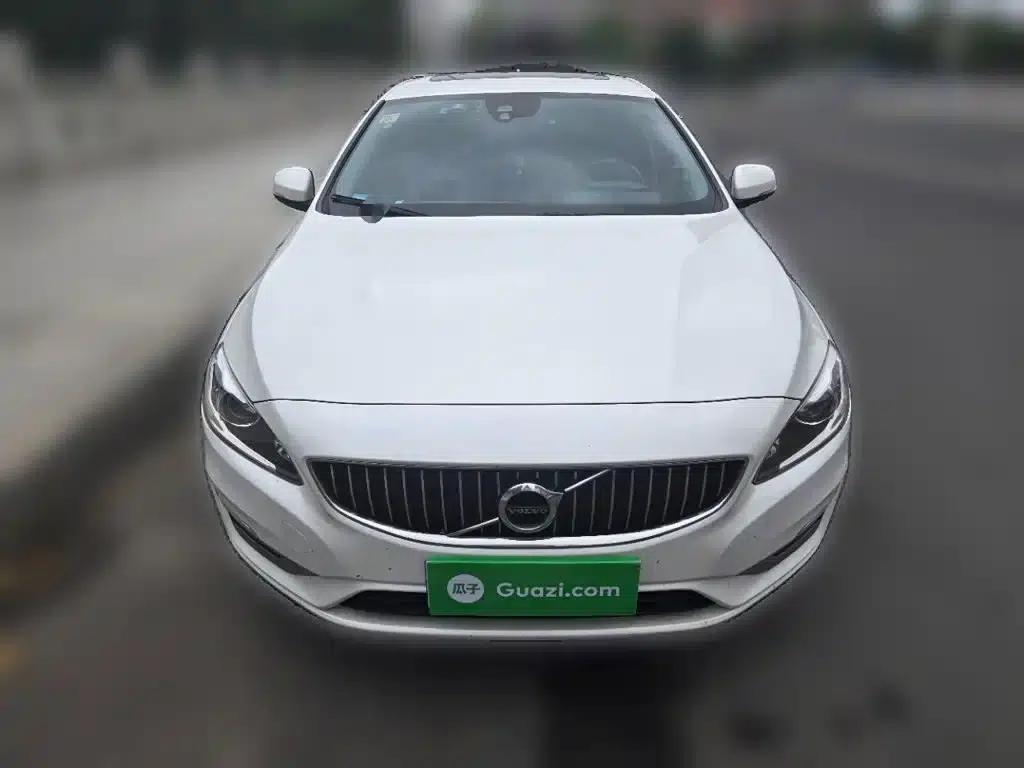 2019 Volvo S60 S60L Facelift T5 Smart Advanced Edition — миниатюра 3