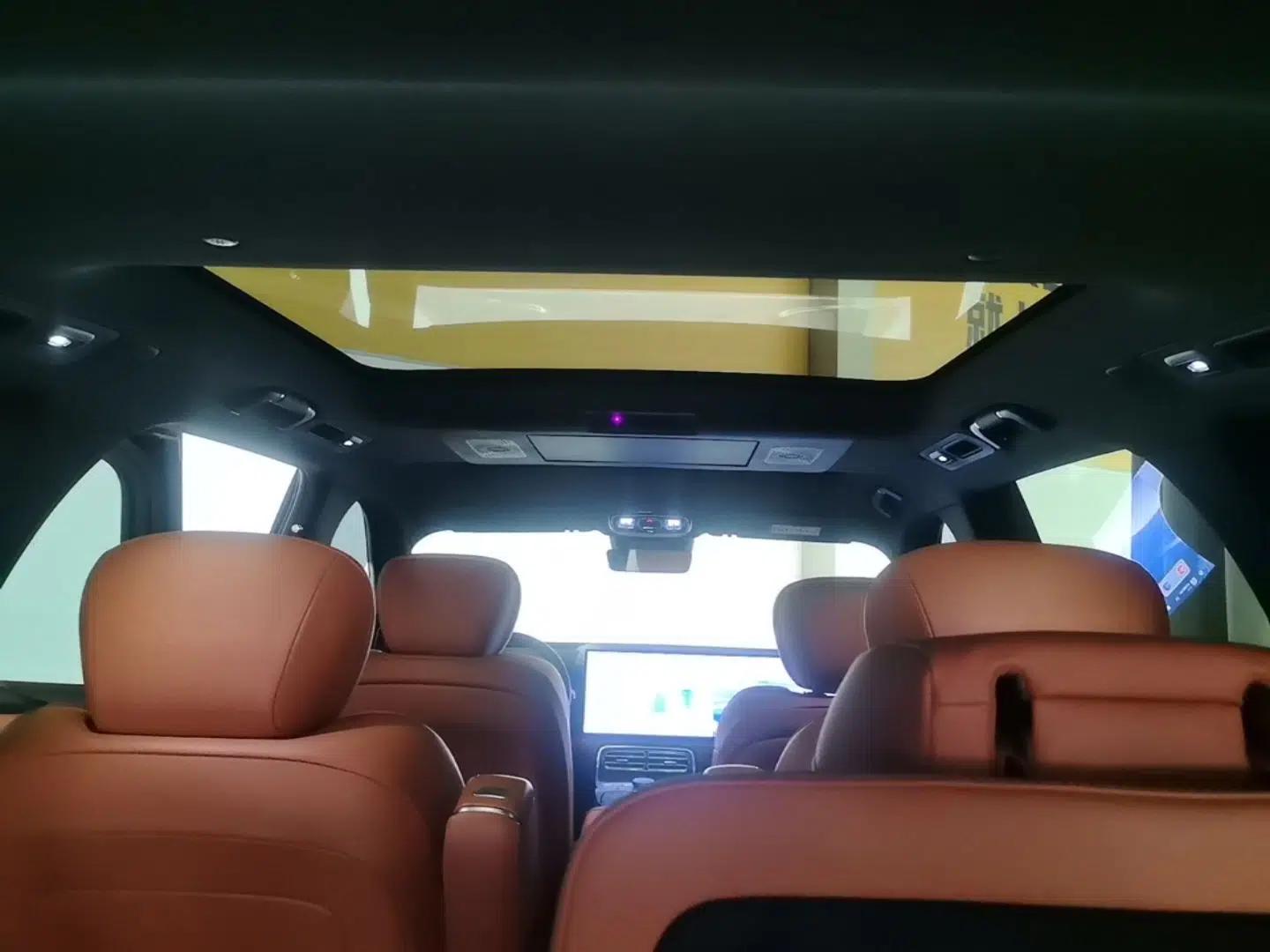 Geely Galaxy M9 2025 Model 210km Four-Wheel-Drive Leading Edition — миниатюра 21