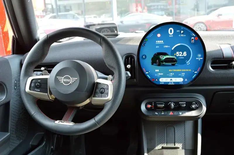 MINI 2025 2.0T COOPER S 3-Door Model Racer — миниатюра 11