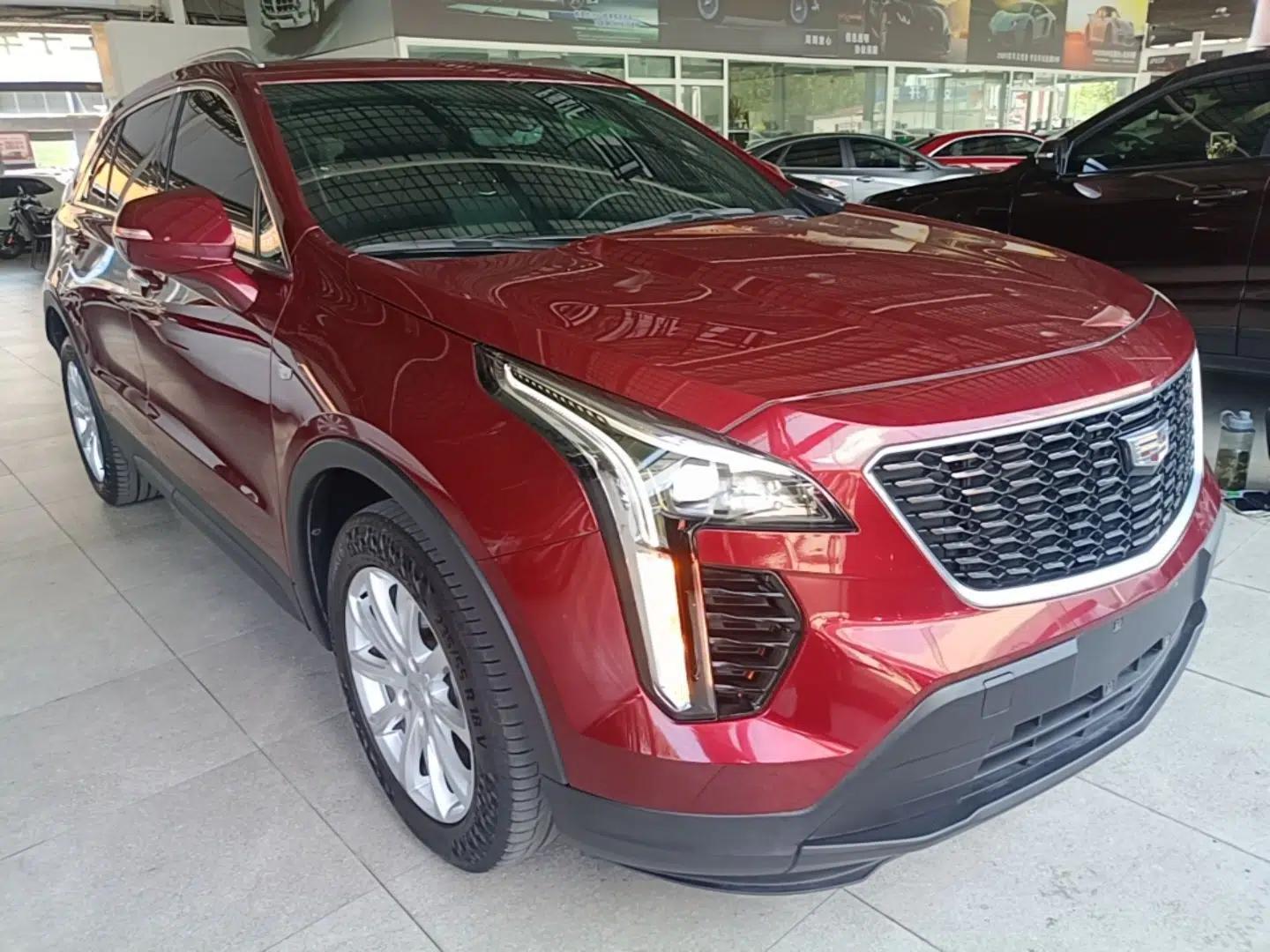 Cadillac XT4 2018 28T Two-Wheel Drive Tech Version — миниатюра 3