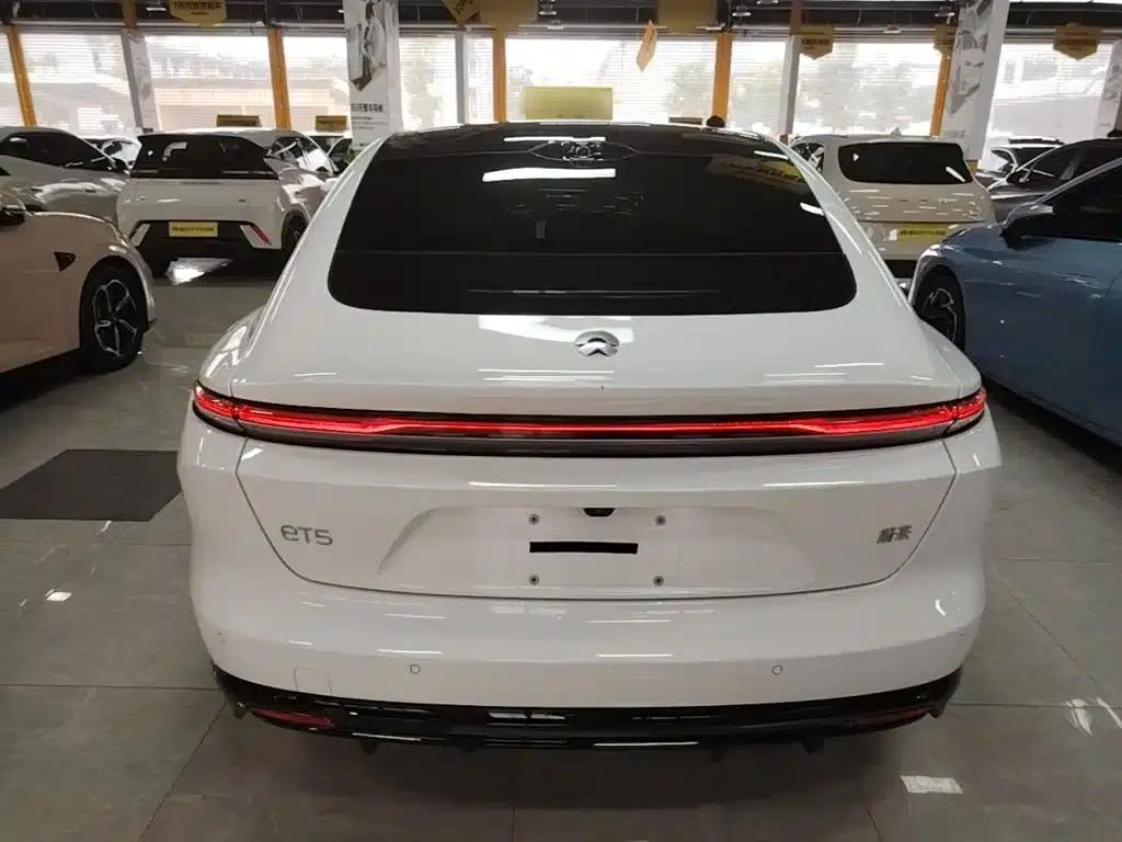 NIO ET5 2025 model 75kWh — миниатюра 6