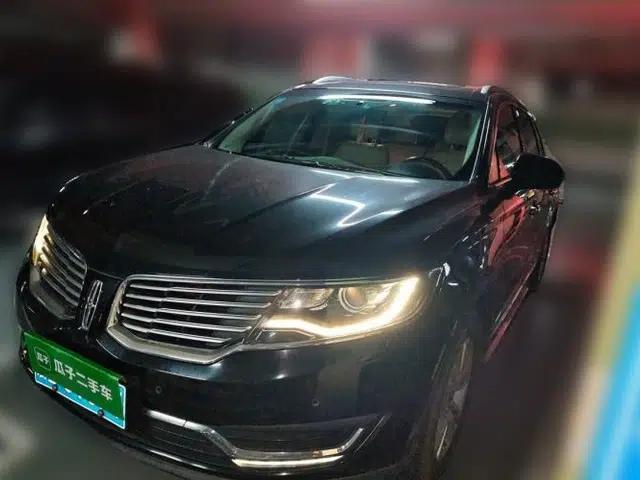 Lincoln MKX 2015 2.0T Two-Wheel Drive Deluxe Edition