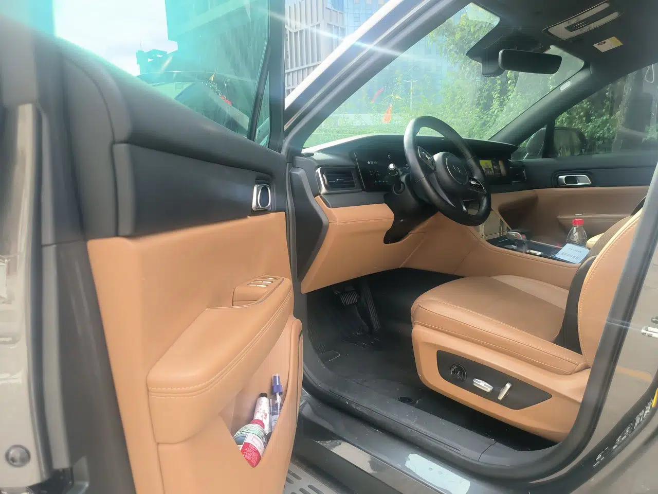 Li Auto ONE 2021 Extended-Range 6-Seater Version — миниатюра 16