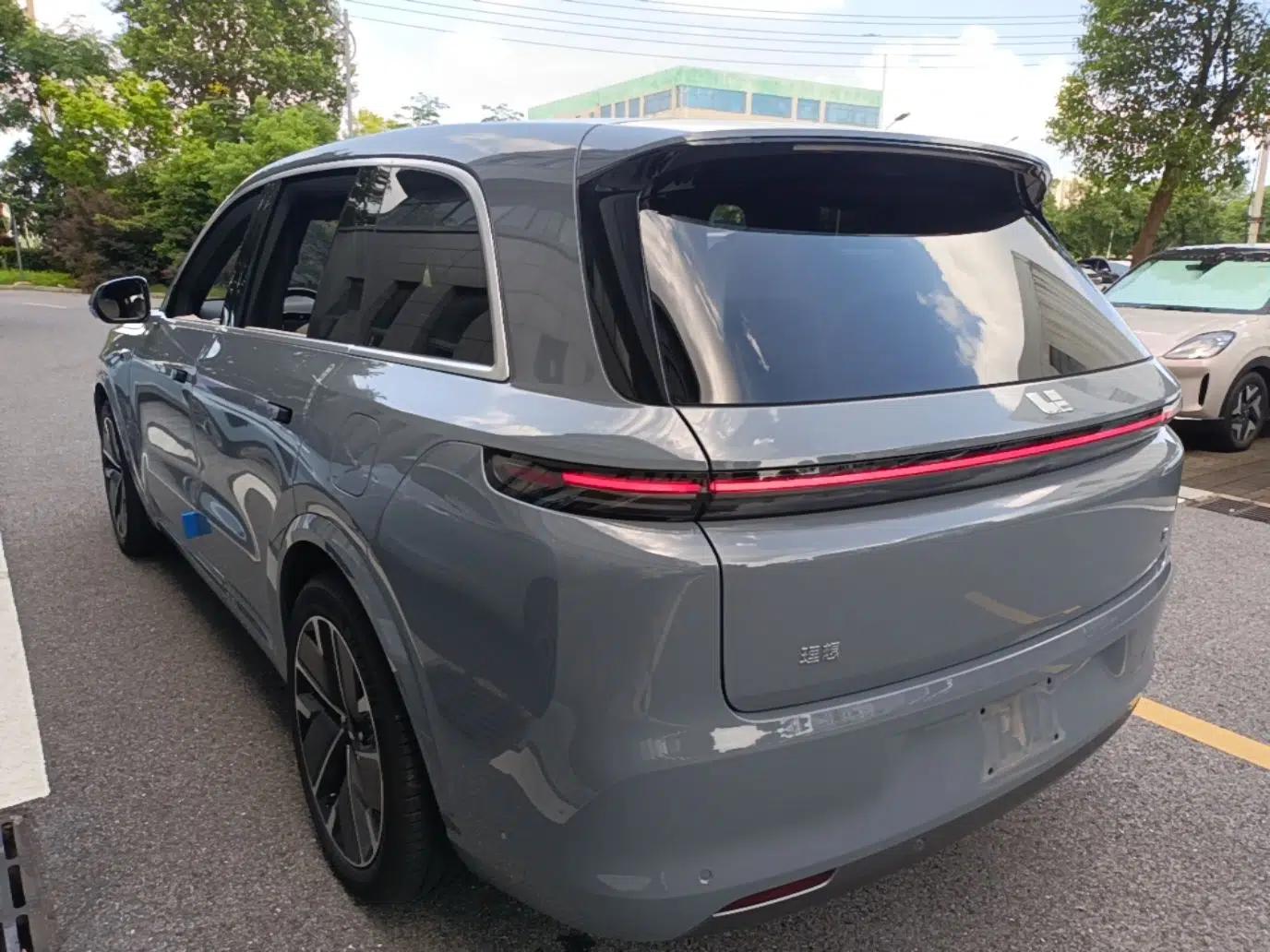 Li Auto L8 2025 Max Smart Refresh Edition — миниатюра 4