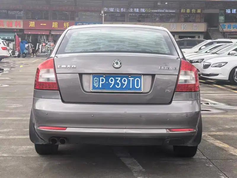 Octavia 2010 1.4TSI DSG Elegant Edition — миниатюра 6