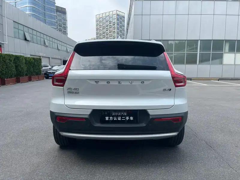 2024 Volvo XC40 B4 AWD Inscription Sport Edition — миниатюра 6