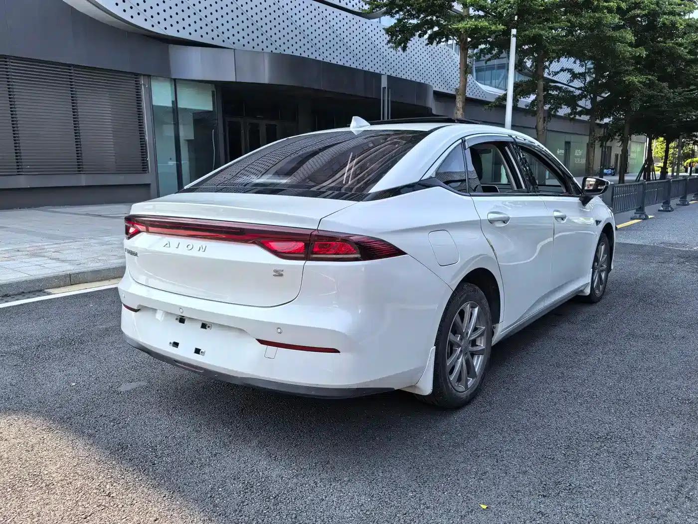 AION S 2023 Model, Charming 580 Lithium Iron Phosphate — миниатюра 6