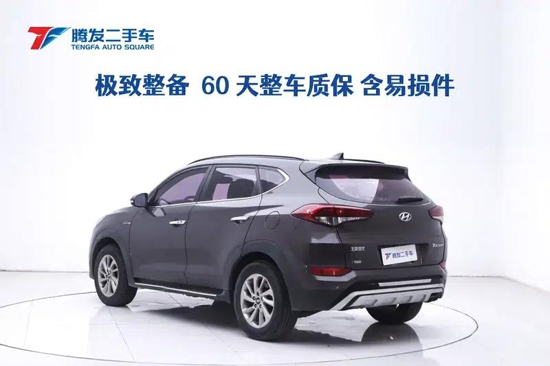 Tucson 2018 1.6T Dual-Clutch Two-Wheel Drive 15th Anniversary Special Edition — миниатюра 3