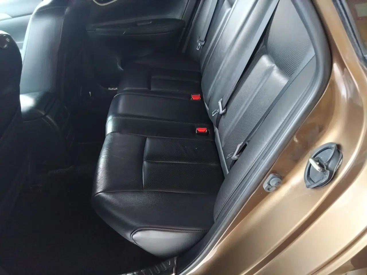 Nissan Sylphy 2012 1.8XL CVT Luxury Edition — миниатюра 17