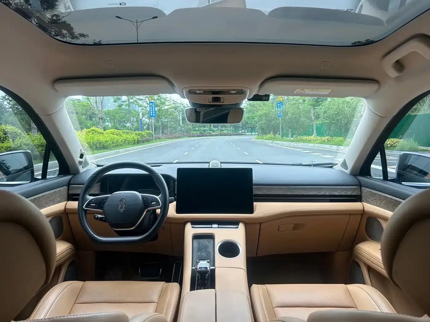 Wenjie M5 2022 Extended Range 4WD Flagship Edition — миниатюра 17