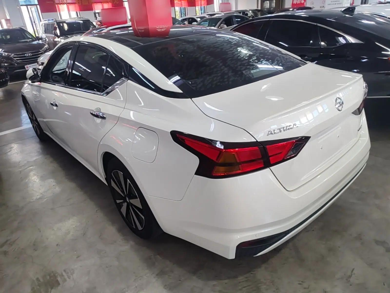 Nissan Teana 2021 2.0L XL Comfort Edition — миниатюра 4