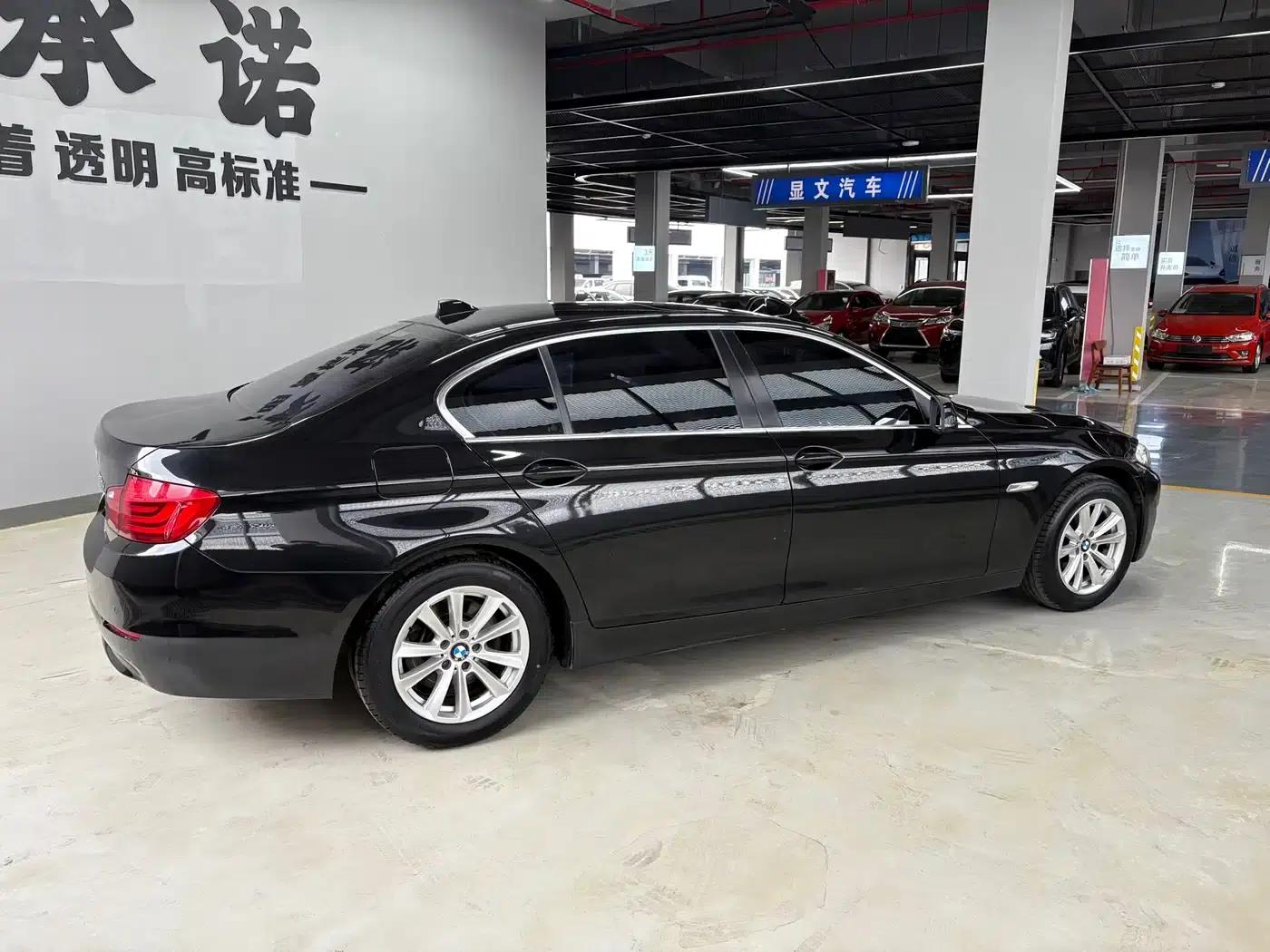 BMW 5 Series 2013 525Li Leading Edition — миниатюра 4