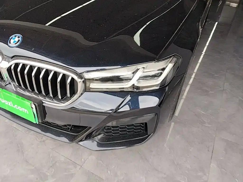 BMW 5 Series PHEV 2022 Facelift 535Le M Sport Package — миниатюра 24