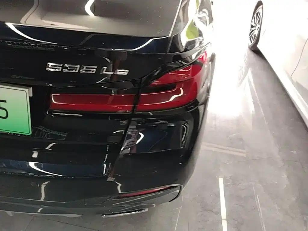 BMW 5 Series PHEV 2022 Facelift 535Le M Sport Package — миниатюра 8