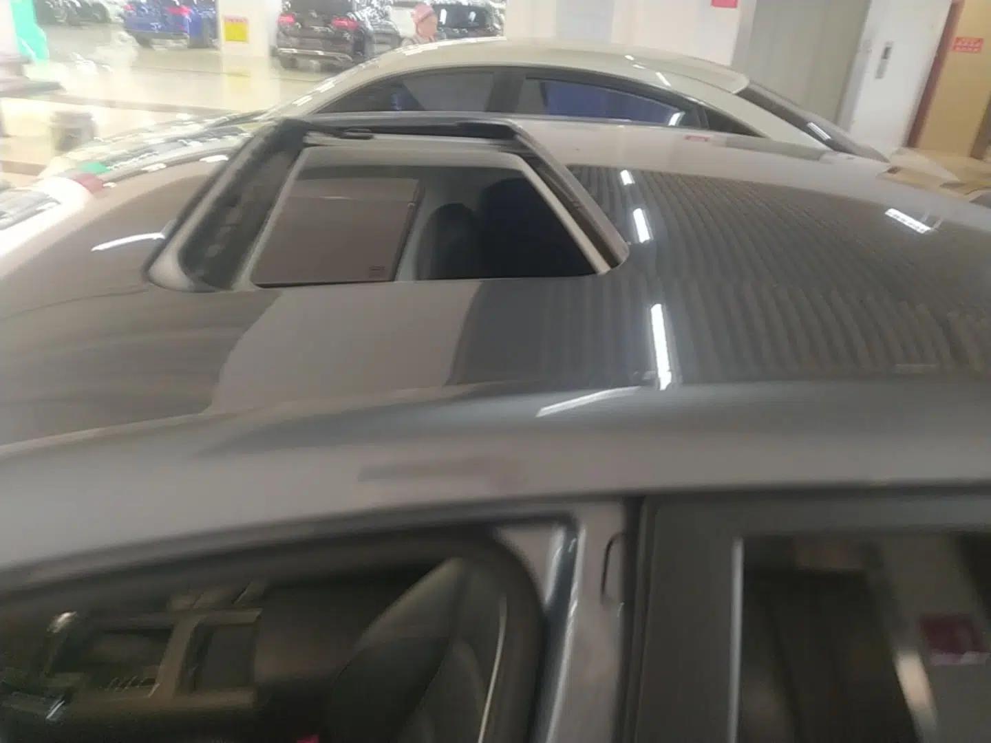 Roewe i5 2023 1.5L CVT Luxury Edition — миниатюра 7