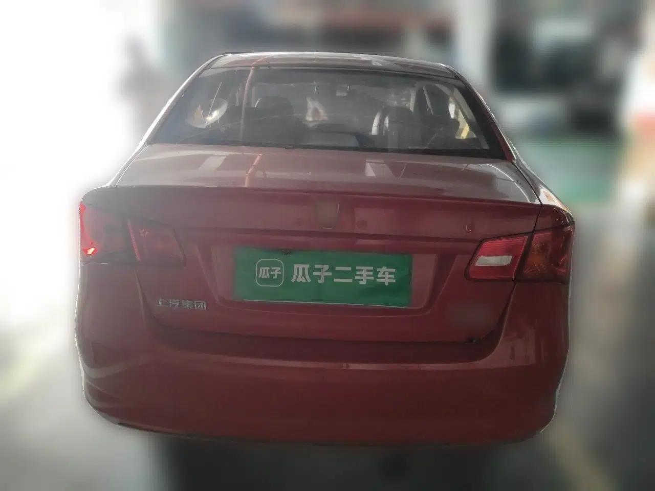 Roewe 350 2015 1.5L Automatic Luxury Sunroof Edition — миниатюра 5