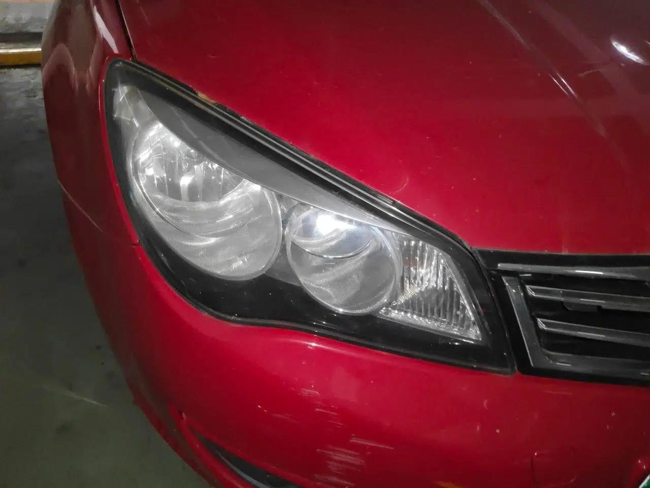 Roewe 350 2015 1.5L Automatic Luxury Sunroof Edition — миниатюра 7