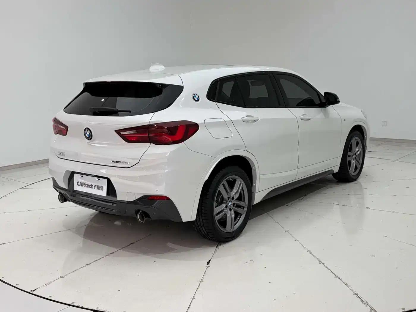 BMW X2 2023 sDrive25i M Sport Shadow Edition — миниатюра 8