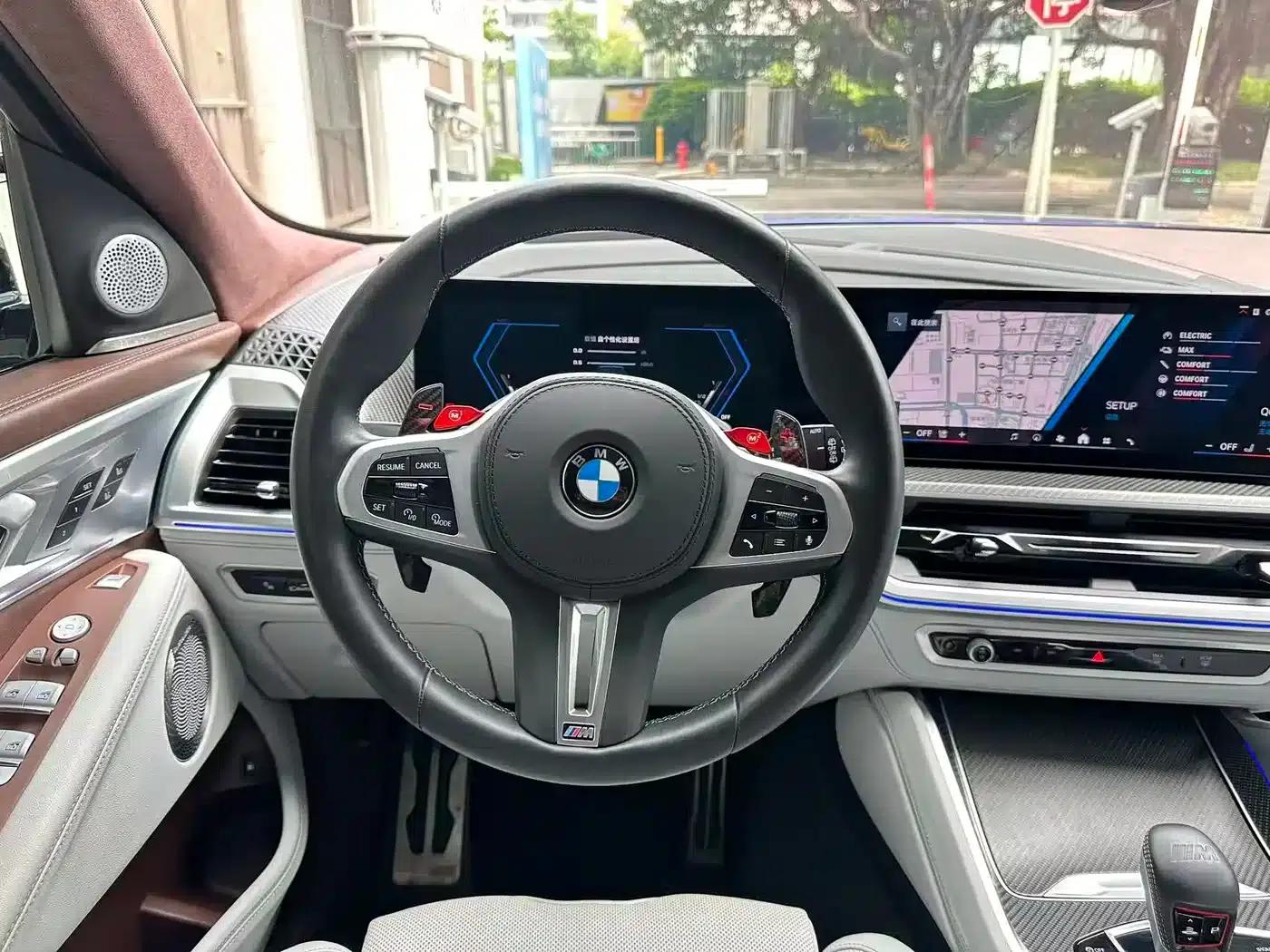 BMW XM 2023 50e — миниатюра 13