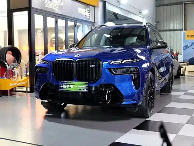 2026 BMW X7 M60i xDrive M60i