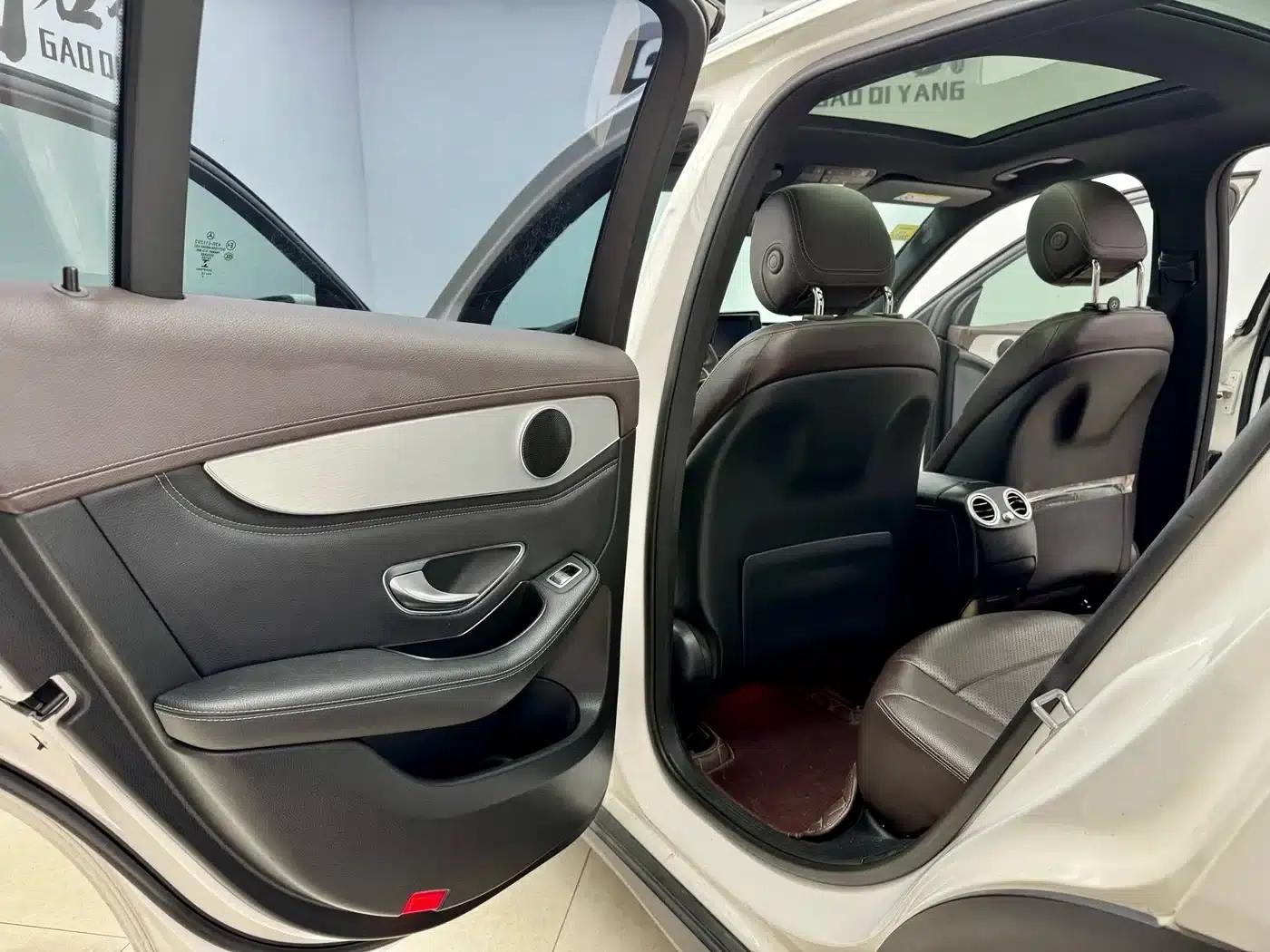 2018 Mercedes-Benz GLC 200 4MATIC — миниатюра 9