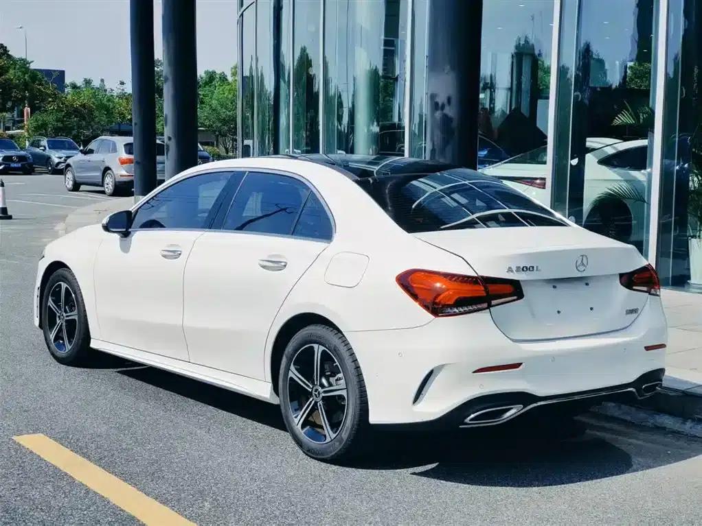 2023 Mercedes-Benz A-Class A 200 L Fashion Edition — миниатюра 4