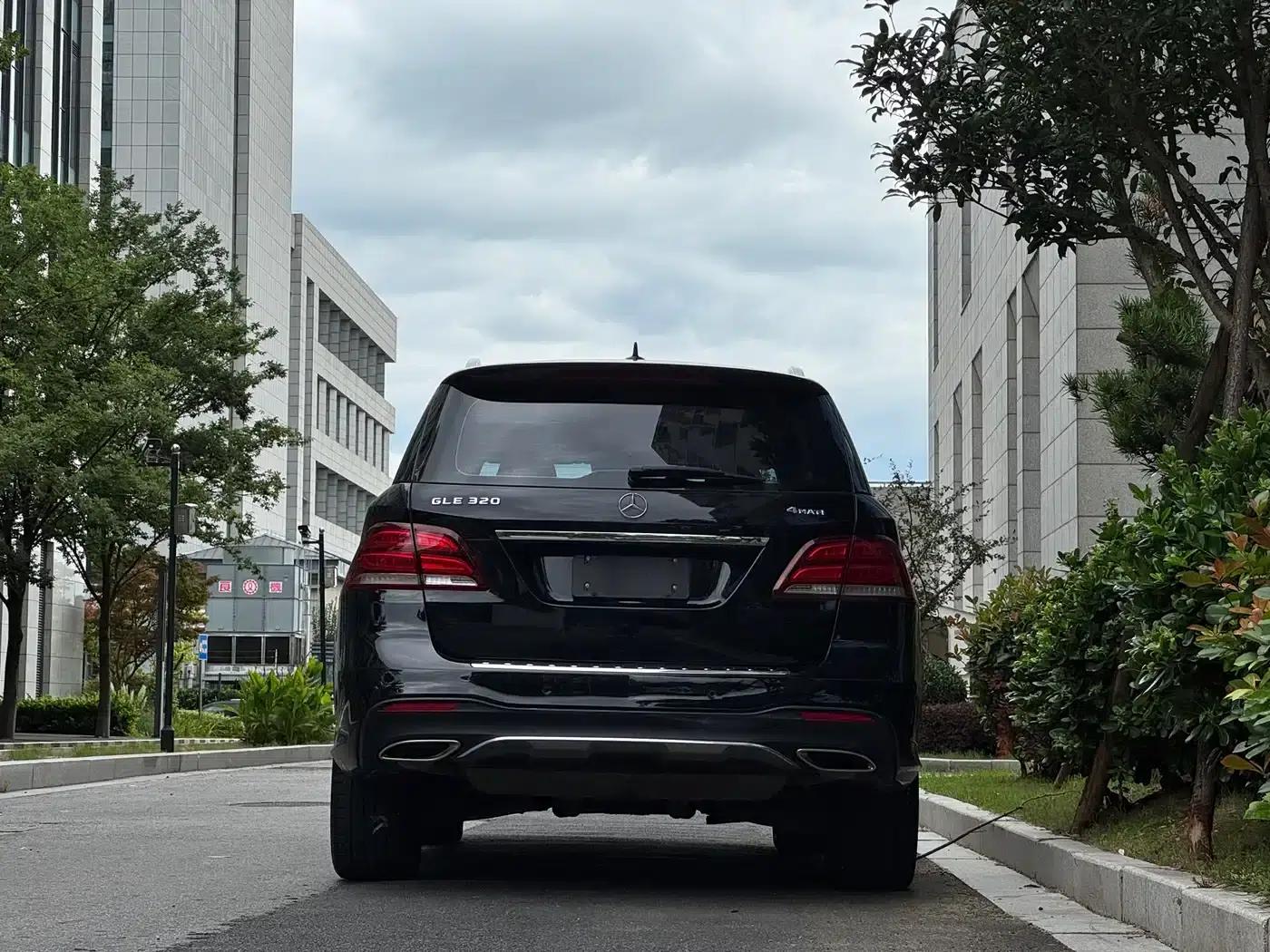 Mercedes-Benz GLE (Imported) 2016 GLE 320 4MATIC Luxury — миниатюра 4