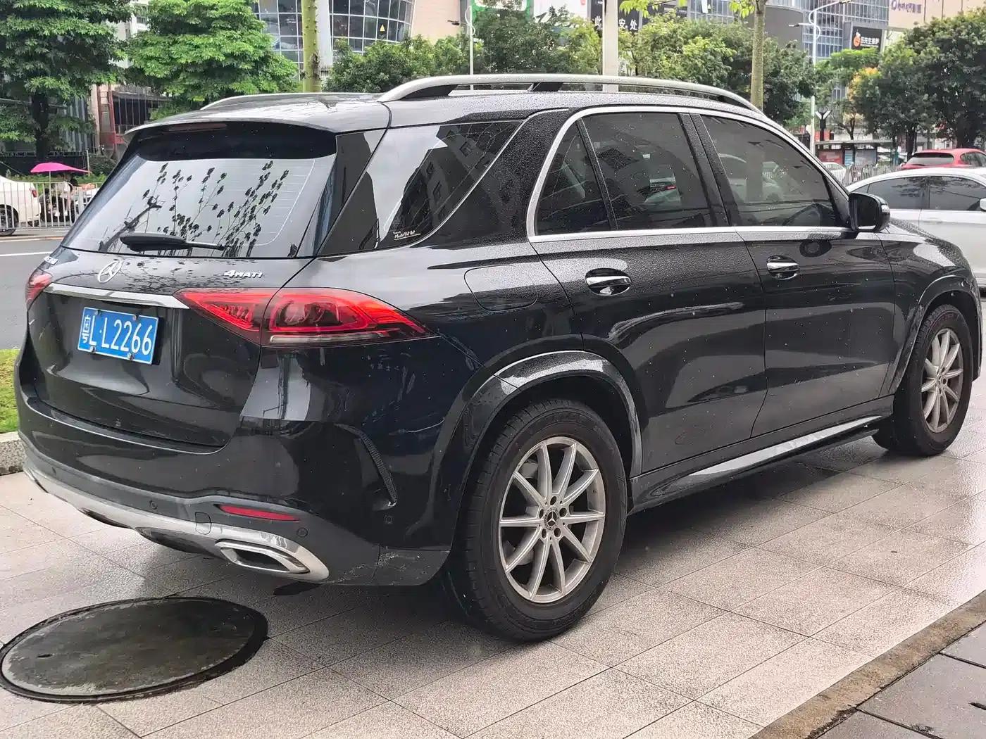 Imported Mercedes-Benz GLE 2020 Facelift GLE 350 4MATIC Fashion Special Edition — миниатюра 6