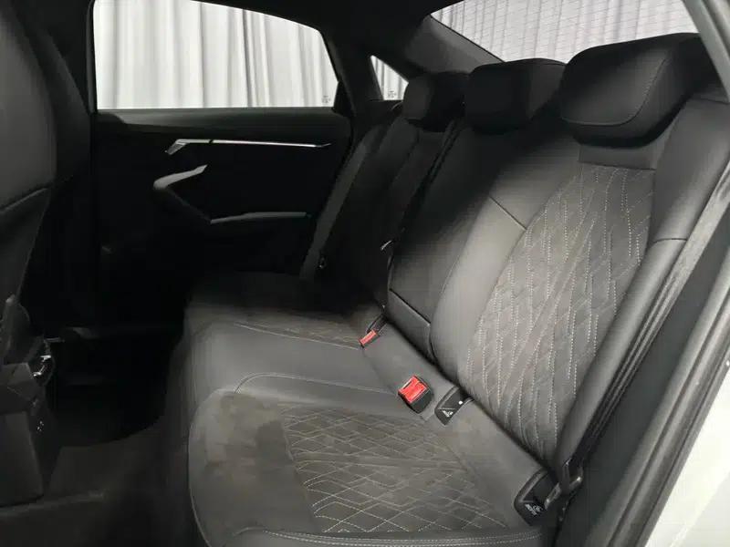 2022 Audi A3 A3L Limousine 35 TFSI Luxury Sport — миниатюра 17