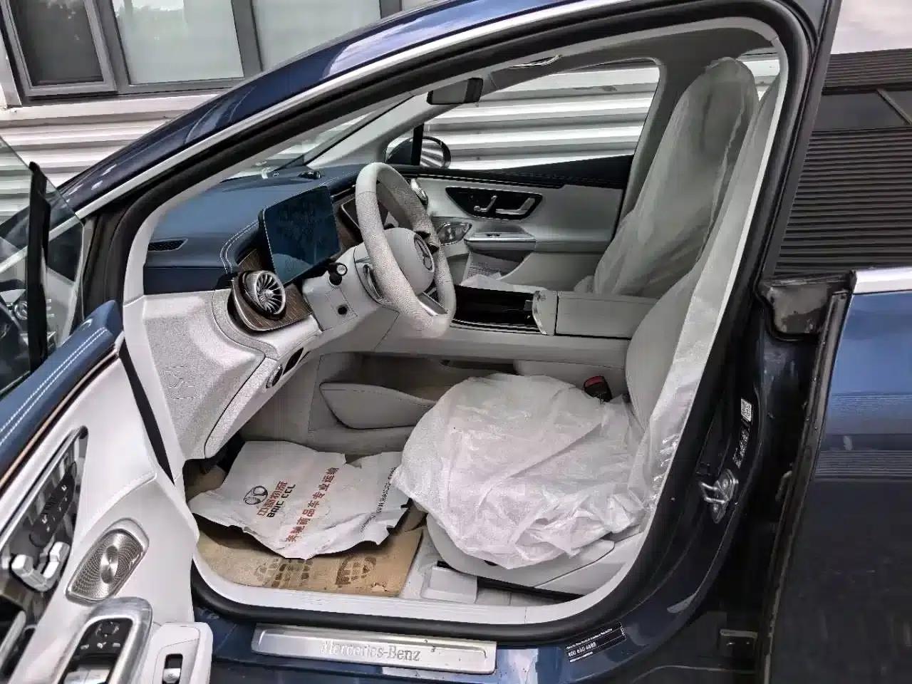 Mercedes-Benz EQE 2025 500 4MATIC Pioneer Edition — миниатюра 11