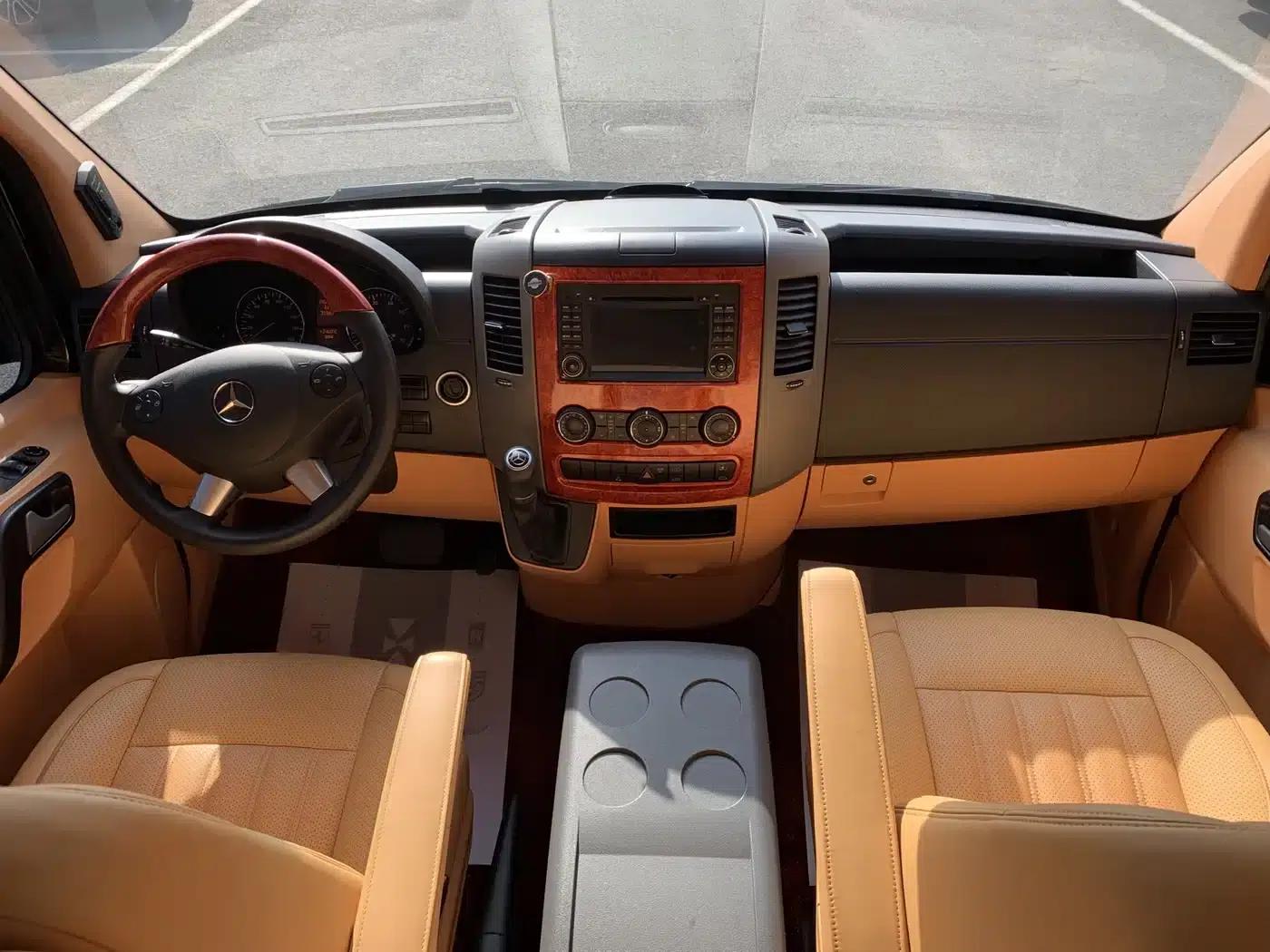 2017 Sprinter 3.5L Automatic — миниатюра 11