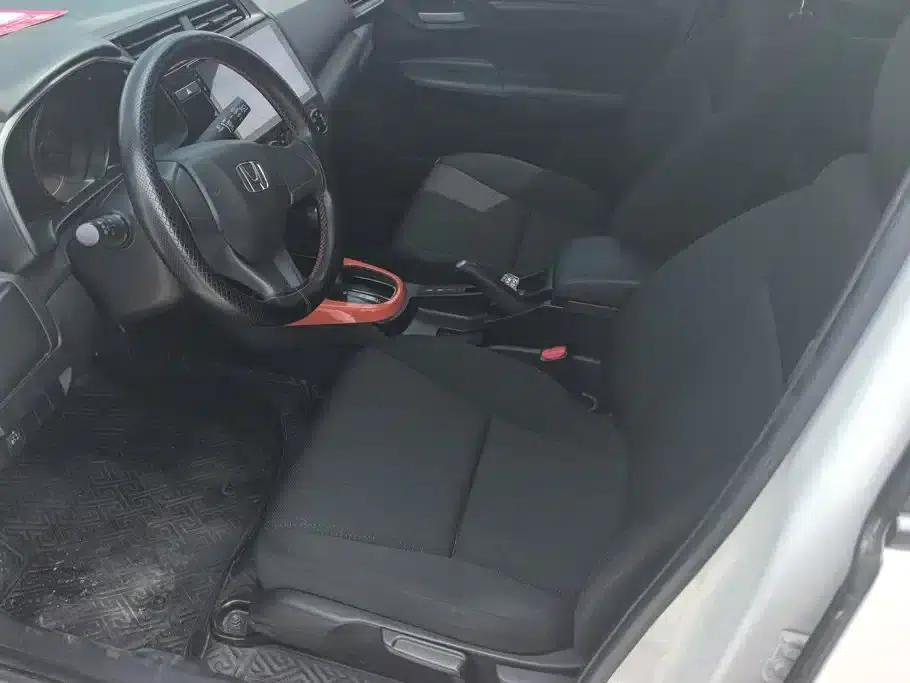 Honda Fit 2018 1.5L CVT Comfort Edition — миниатюра 9
