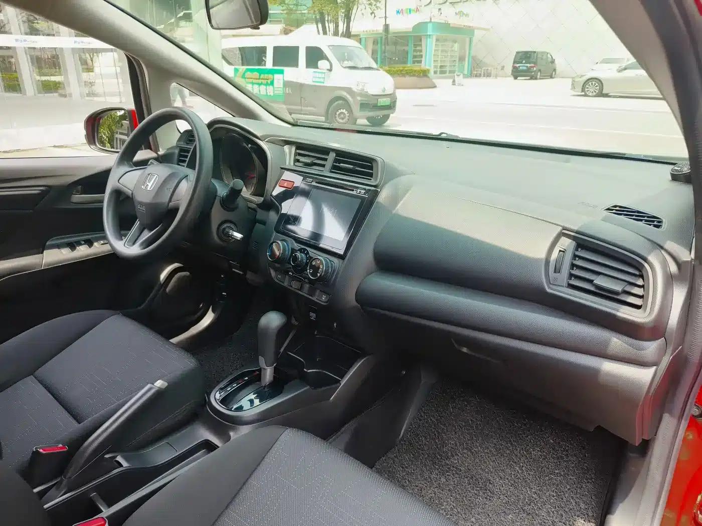 Honda Fit 2014 1.5L LX CVT Comfort — миниатюра 22