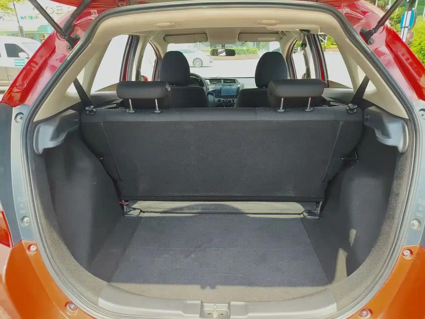 Honda Fit 2014 1.5L LX CVT Comfort — миниатюра 32