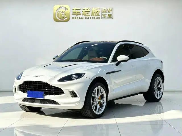 Aston Martin DBX 2020 4.0T V8
