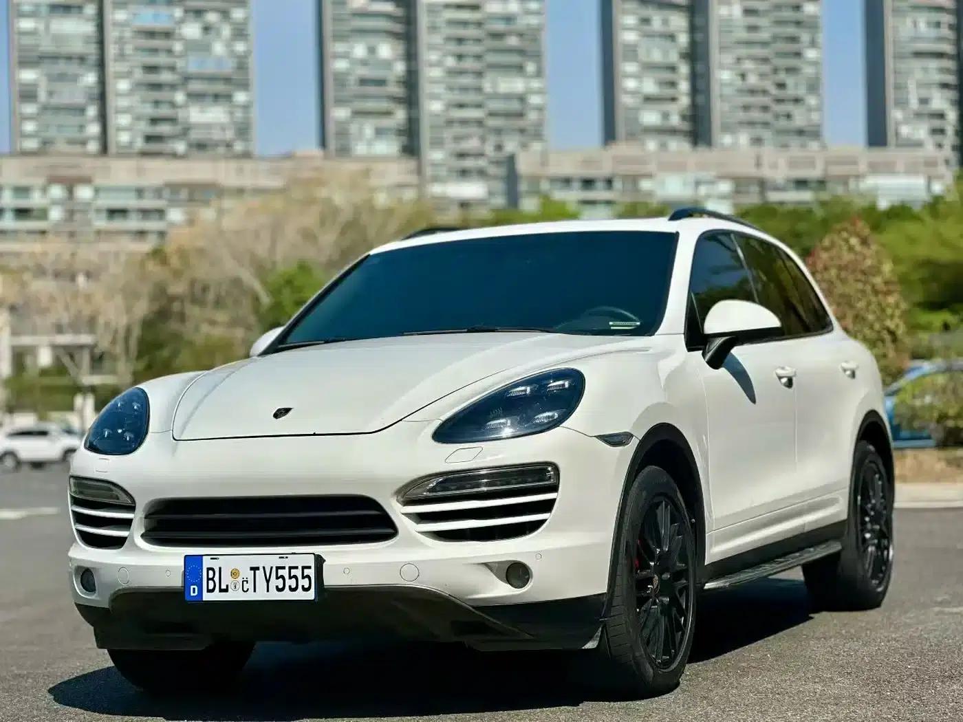 2012 Cayenne 3.0T US Spec — миниатюра 1