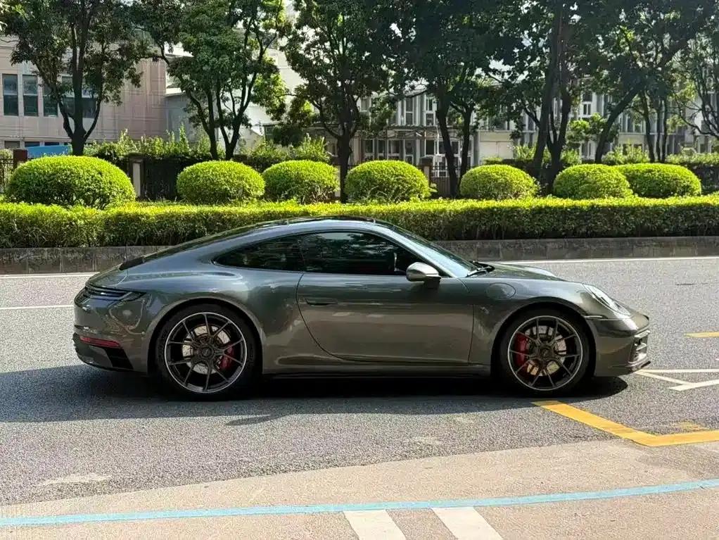 2022 Porsche 911 Carrera S 3.0T — миниатюра 2